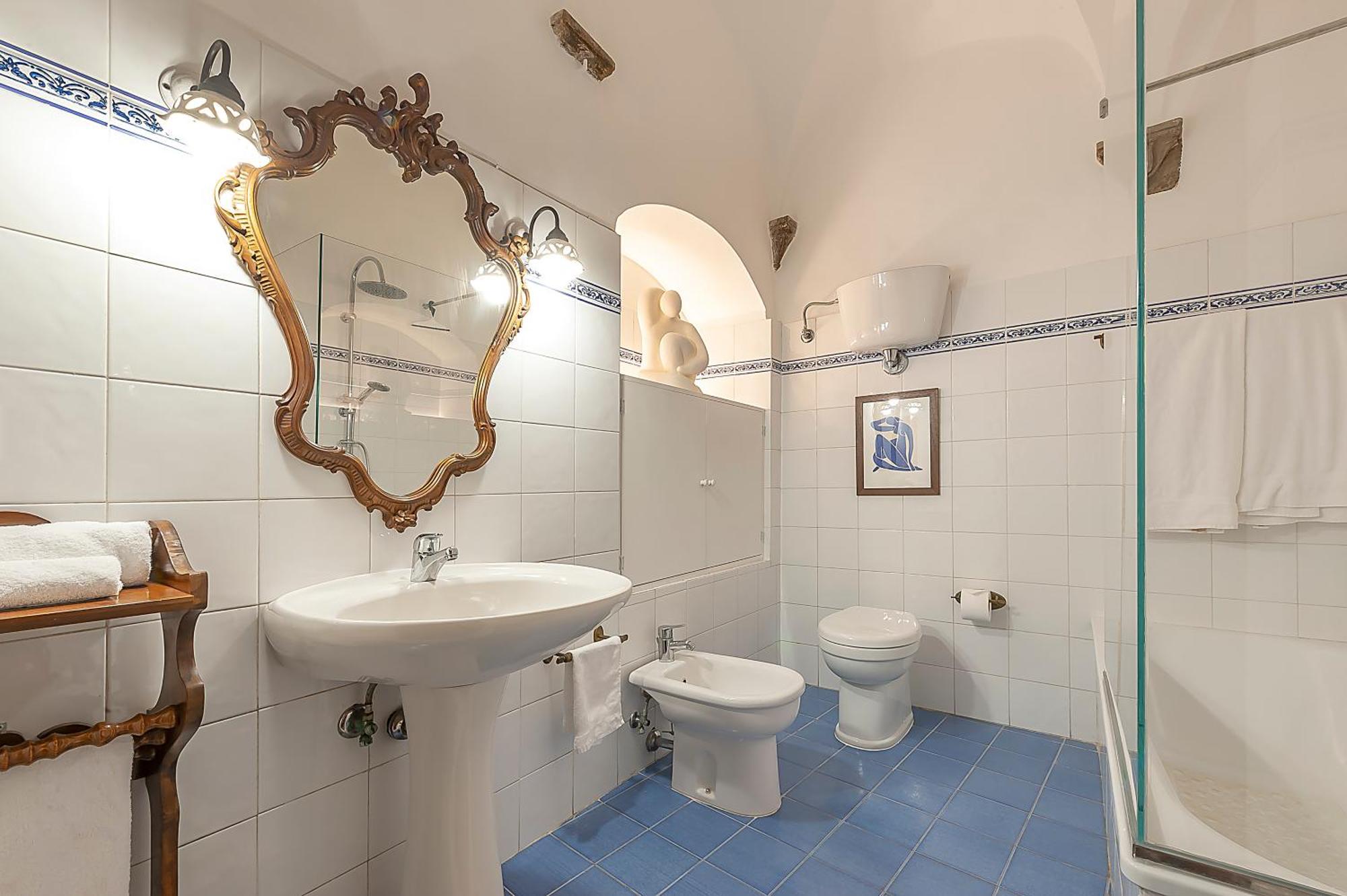 Appartement La Loggia Di Portica Residenza Storica Nel Centro Di *