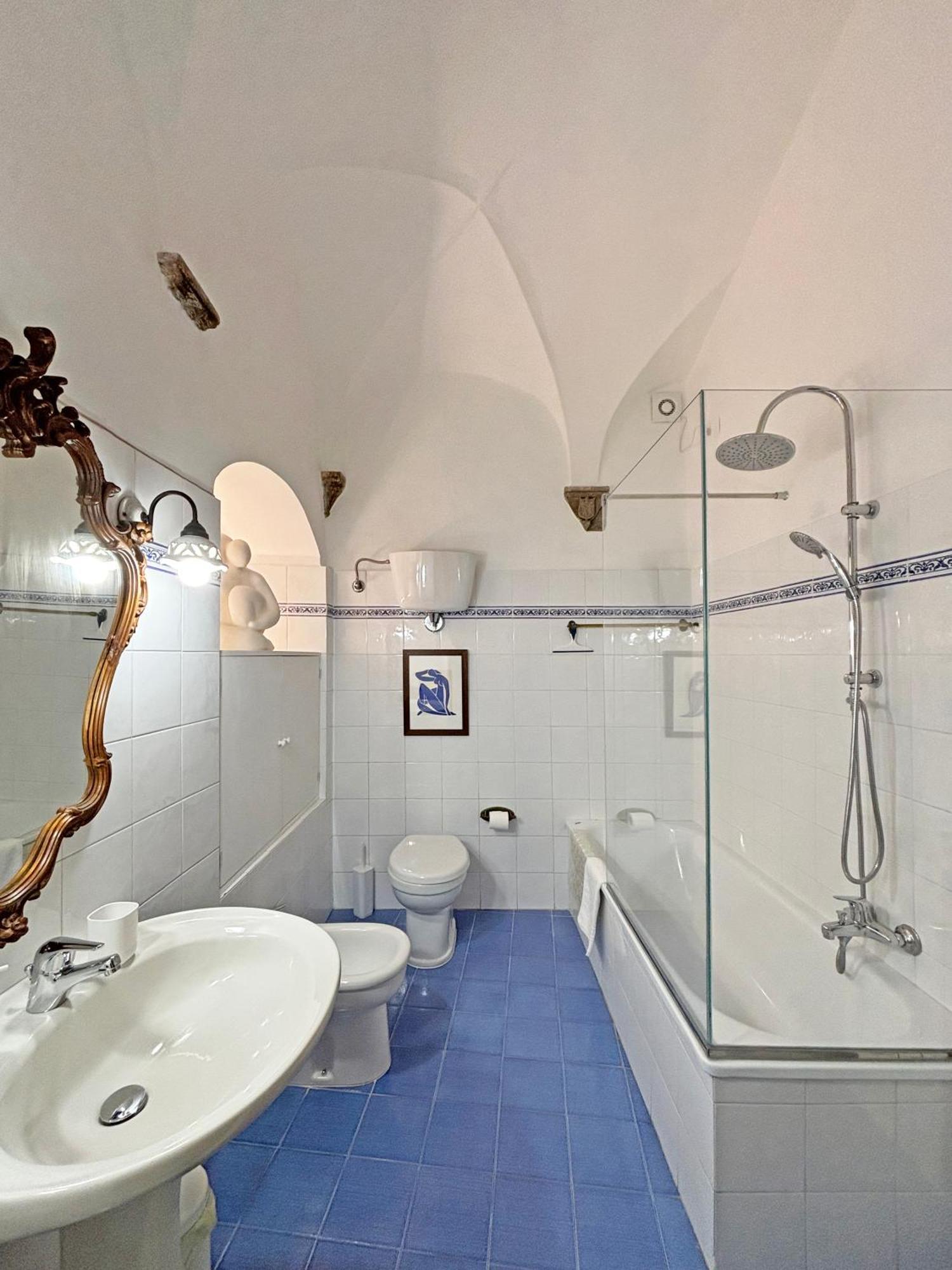 Apartment La Loggia Di Portica Residenza Storica Nel Centro Di *